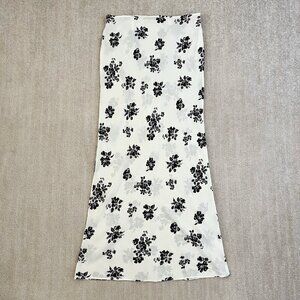 House of Harlow 1960 Black & White Floral Maxi Skirt